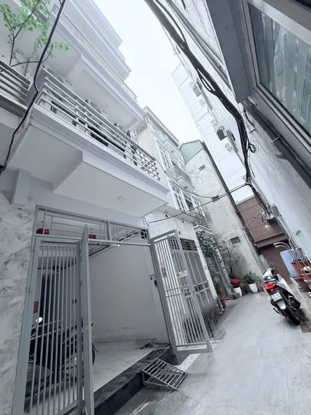 NHÀ ĐẸP - LÔ GÓC 2 THOÁNG – KHAI THÁC NGAY – GẦN SVĐ MỸ ĐÌNH"