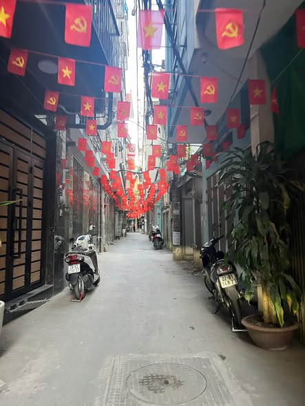 TRẦN THÁI TÔNG – DÂN XÂY – FULL NỘI THẤT – 50M RA Ô TÔ – 50M² – 13 TỶ