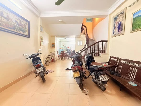 7 TỶ - HỒ TÙNG MẬU  - 46/48M2*5TẦNG - 50M RA PHỐ - DÂN XÂY - Ở YÊN TĨNH