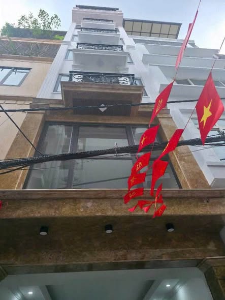 VŨ TÔNG PHAN - 1 NHÀ RA MẶT PHỐ - KINH DOANH - THANG MÁY - TẶNG FULL NỘI THẤT