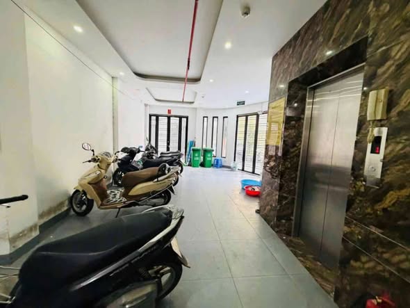 TÒA NHÀ DÒNG TIỀN PHỐ LẠC LONG QUÂN – TÂY HỒ - 85M2 x 7 TẦNG x 23 PHÒNG KHÉP KÍN - GẦN HỒ TÂY – Ô...