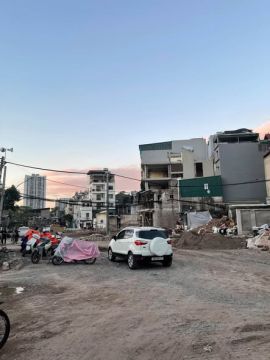 Em chính chủ cần bán căn nhà tại phố Tam Trinh, Mai Động, cách Ngã tư Minh Khai Kim Ngưu 500m.