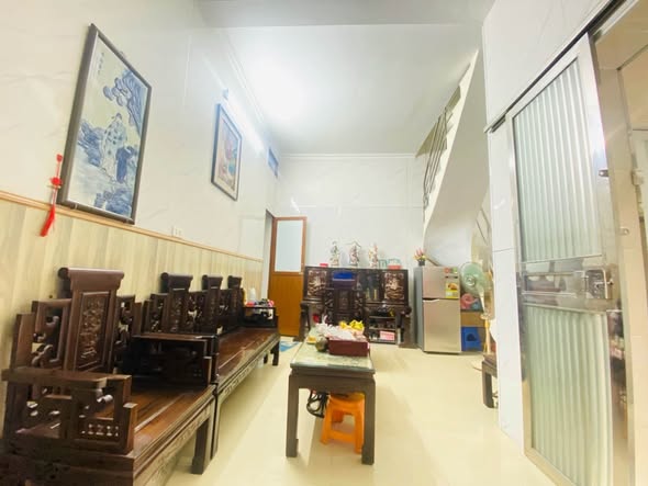 Phạm Ngọc Thạch - Gần ĐH Bách - Kinh - Xây - 24 m - 6 Tỷ