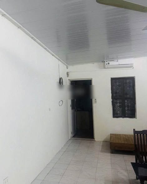 5.5 triệu, cho thuê nhà tập thể tầng 3, Nguyễn Công Trứ - Hai Bà Trưng.