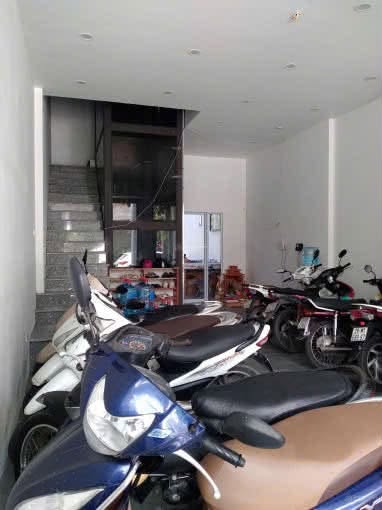 Cho thuê nhà mới 105m2*6 tầng Louis city Đại Mỗ, Nam Từ Liêm
