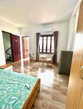 Bán nhà Xuân Thủy, mặt tiền 6.6m, 99m², 8 tầng thang máy, 15 tỷ