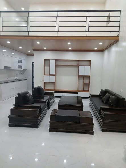 BÁN NHÀ MỚI 2 TẦNG – HỮU HÒA / TẢ THANH OAI