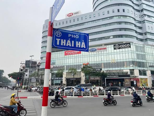 PHỐ VIP THÁI HÀ-PHÂN LÔ OTO VÀO NHÀ-42M X 5 TẦNG-MT 3,4M-2 THOÁNG TRƯỚC SAU-DÂN XÂY