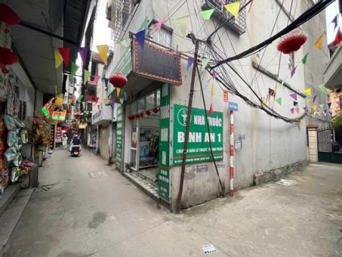 7.8 tỷ nhà Cầu Giấy nhà sát ngõ thông căn góc 2 thoáng giáp phố Xuân Thủy