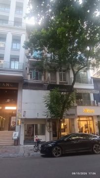 Cho thuê nguyên căn mặt phố Bà Triệu, Hai Bà Trưng, bàn giao ngay