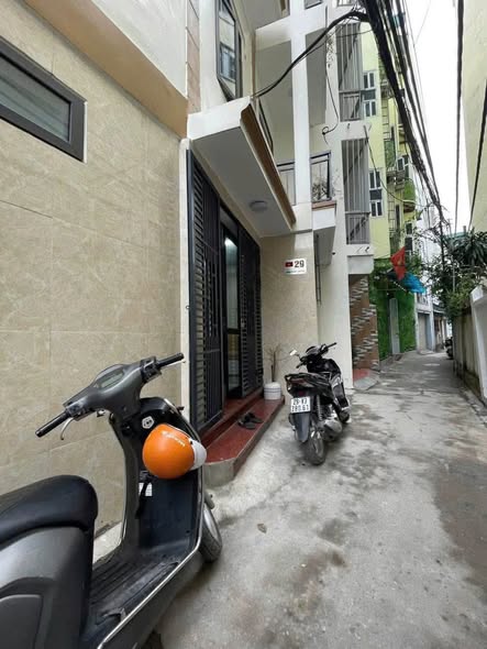 Nhỉnh 8 tỷ Đống Đa - Xã Đàn 35m2 5 tầng 1 tum 3 ngủ ngõ thông