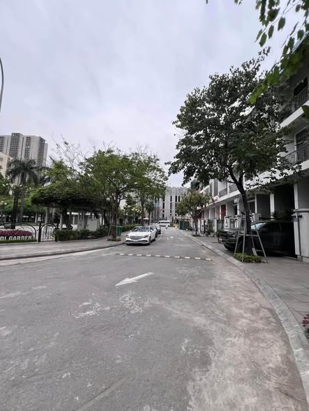 SIÊU PHẨM BIỆT THỰ TRUNG HOÀ – 3 MẶT THOÁNG – VIEW VƯỜN HOA – HẦM – KHU VIP TRUNG HÒA