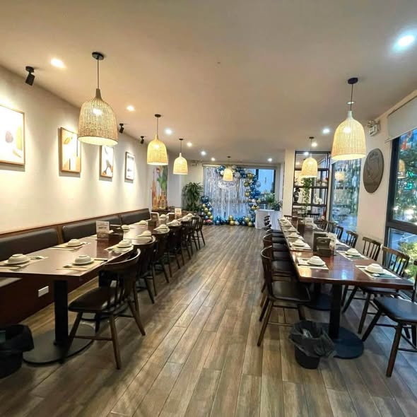 CHUYỂN NHƯỢNG NHÀ HÀNG MẶT PHỐ VĂN CAO, BA ĐÌNH