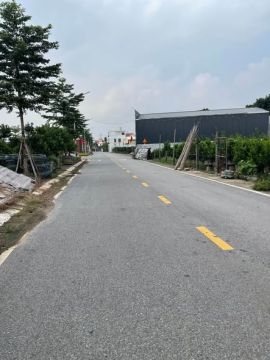 - E có Lô đất đẹp mặt đường 2 ô tô tránh ở Hoàng Trạch, Mễ Sở, Văn Giang.