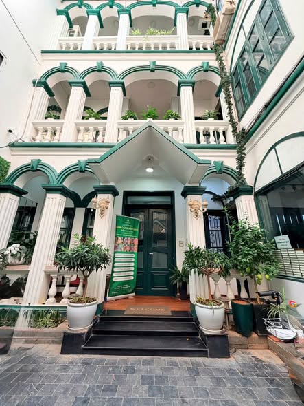 Biệt thự mini Tôn Đức Thắng Đống Đa cách 1 nhà ra phố 95m2 mặt tiền 9,3m giá 31,5 tỷ