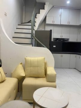 4.45 Tỷ - 17/20 m - 4 Tầng - Phố Tôn Đức Thắng - Trung tâm Đống Đa