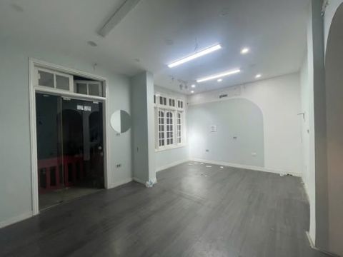 Cho thuê MBKD MỌI MÔ HÌNH  mặt phố Nguyễn Khuyến, Đống Đa. TP HÀ NỘI