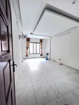 Cho thuê nhà 5 tầng tại ngõ 575 Kim Mã, ba đình.