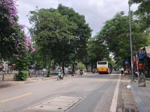 Chính chủ anh Tú gửi em thanh khoản gấp căn nhà 40m2 anh đang sinh sống ngay Công Viên Tuổi Trẻ, ...
