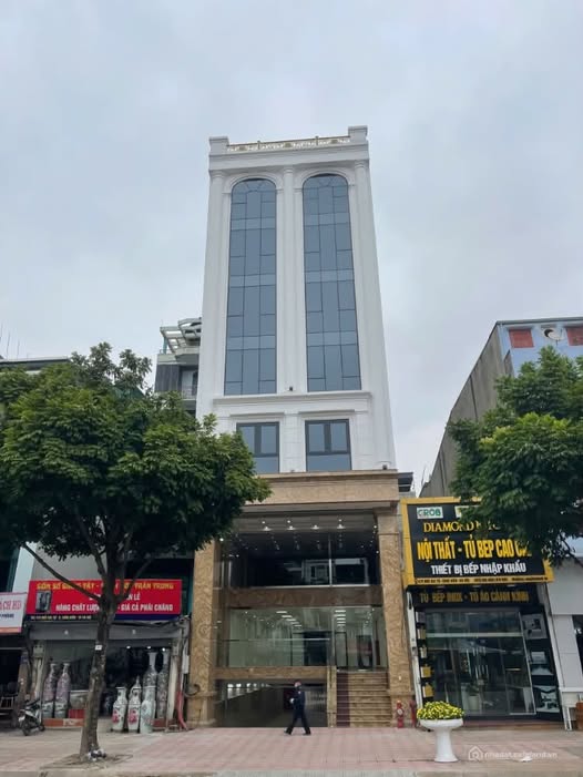 CẦN TÌM TÒA NHÀ VĂN PHÒNG ĐỂ ĐẦU TƯ CHO THUÊ