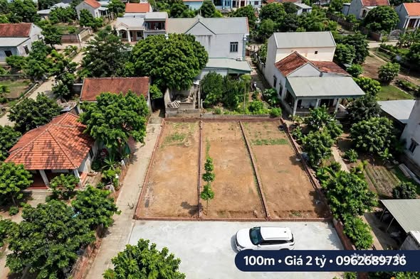 Khác với đất nền vùng ven thông thường, lô đất 150m2 (Mặt tiền 10m) này sở hữu lợi thế thương mại...