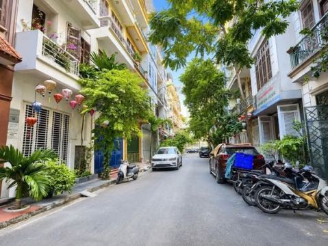 Nhà đẹp phân lô Trần Quý Kiên - Nguyễn Khánh Toàn 50m2 - 6 tầng - thang máy - Giá 15 tỷ - Cầu Giấy