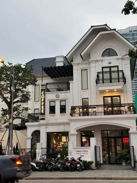 Cho Thuê BT Mỹ Đình  – 180M² ĐẤT – 3,5 TẦNG – MT 8M – GIÁ 50TR / Làm VP Công TY - Showroom - Trườ...