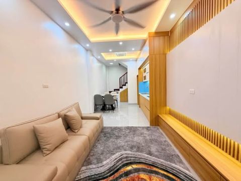 Chỉ Nhỉnh #8tỷ - Sở Hữu Ngay 36m2 ~ Mặt Tiền 3,1m ~ 6 Tầng - 4PN ~ Gần Ô Tô Bán Nhà Trần Thái Tôn...