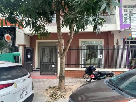Cho thuê biệt thự liền kề tại ngõ 885 tam trinh