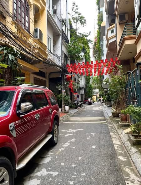 20.5 TỶ – NHÀ 6 TẦNG – THANG MÁY | HUỲNH THÚC KHÁNG – ĐỐNG ĐA |  | MẶT NGÕ – Ô TÔ QUA NHÀ – NHIỀU...