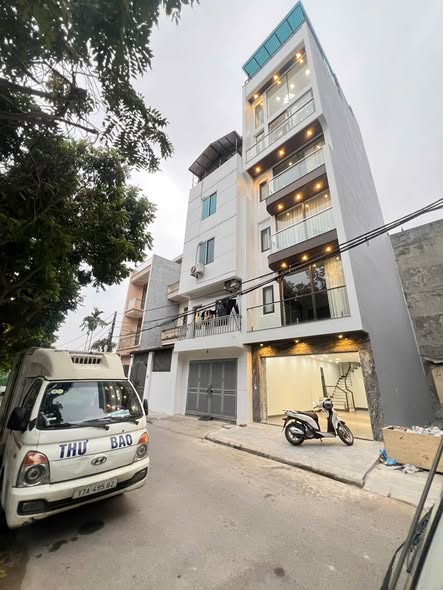 THẠCH BÀN – DUPLEX 7 TẦNG – SÁT HỒ ĐIỀU HÒA - 50m2