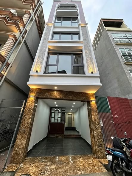 Cho Thuê Nhà 6 Tầng Mới Xây