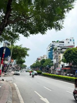 NHÀ ĐẸP BỒ ĐỀ – GẦN PHỐ CỔ – KINH DOANH – AN SINH CỰC TỐT  55m² – 4 TẦNG – 13 TỶ Vị trí đẹp, ngõ ...