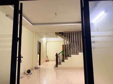 Chính chủ cần cho thuê nguyên căn + MBKD phố Trương Định - bờ Sông Sét - Q. Hoàng Mai.