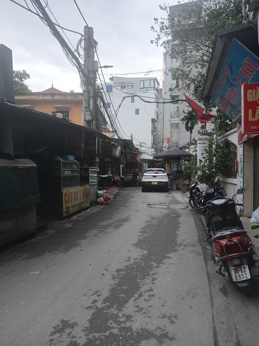 CHO THUÊ MBKD NGÕ 57 MỄ TRÌ HẠ- 7.5TR/THÁNG- Ô TÔ TRÁNH- KD