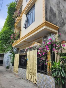 CHO THUÊ NHÀ NGUYÊN CĂN --PHỐ VĂN CAO -- BA ĐÌNH, HN.