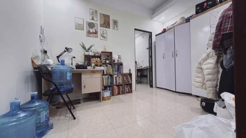 Phòng 1 khách 1 ngủ cửa sổ to  giá 4,5 —- đến 5 triệu tại ngõ 322 ,402 đường Mỹ đình. Thiên hiền ...