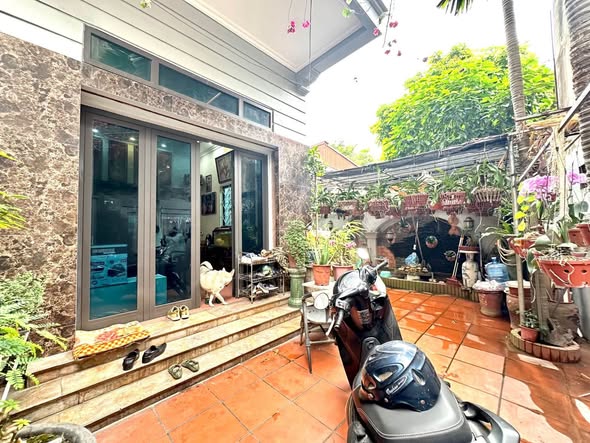 – BIỆT THỰ MINI NGÔ GIA TỰ – VIỆT HƯNG