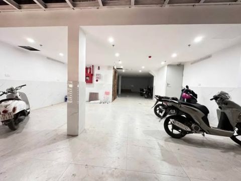 Bán Nhà Khương Đình,Thanh Xuân 134m2, 8 Tầng dòng tiền 2.6tỷ/năm, PCCC, Nội Thất đầy đủ giá hơn 4...