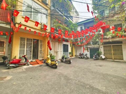 NHÀ ĐẸP HOÀNG HOA THÁM -TÂY HỒ