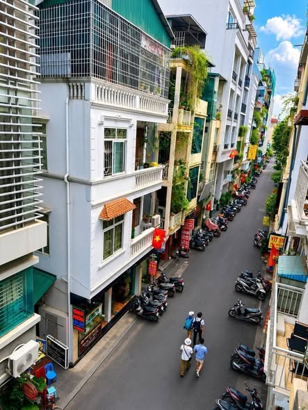 MẶT PHỐ NGAY HÀNG BÔNG,KINH DOANH BẤT CHẤP CÁC