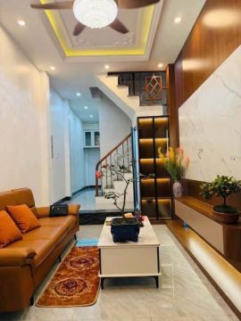Cho thuê nhà 5 Tầng - Bà Triệu - Hà Đông. Ngay ngã tư Tô Hiệu - vườn hoa Nguyễn Trãi.
