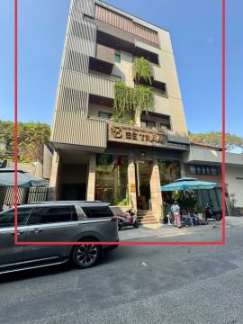 - Building. Hẻm VIP rộng 12m. Thông Nguyễn Thị Minh Khai - Võ Văn Tần