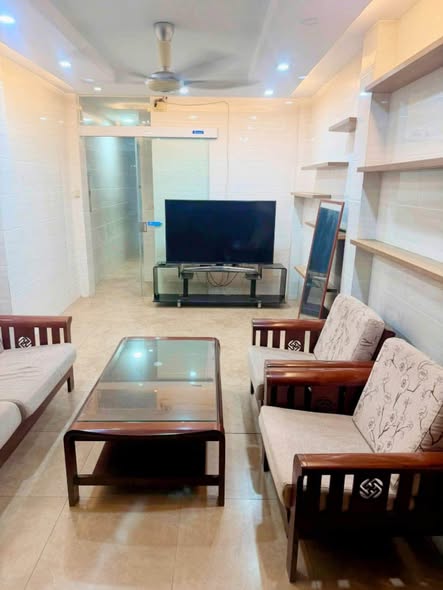 Cho thuê nhà mặt phố vĩnh hưng kinh doanh mọi mặt hàng