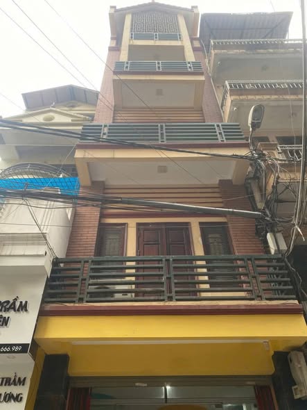 Cho thuê nhà nguyên căn, mặt ngõ 102 Khuất Duy Tiến, Thanh Xuân