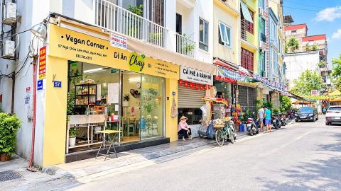 Bạch Mai - 20 M ra ô tô - Nhà dân xây chắc chắn - 15m2 - 5 Tầng  - Hơn 1 Tỷ - Sổ đổ cầm tay - Có ...