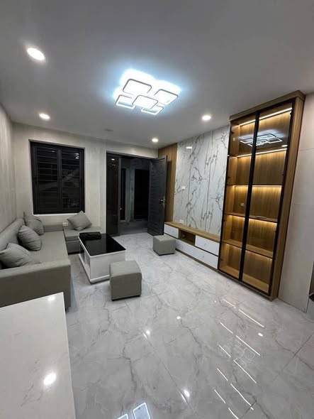 NHÀ MINH KHAI: 22 m²