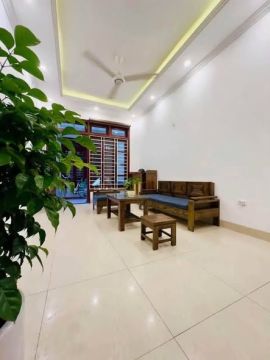 Cho thuê bất động sản Long biên 8,5triệu