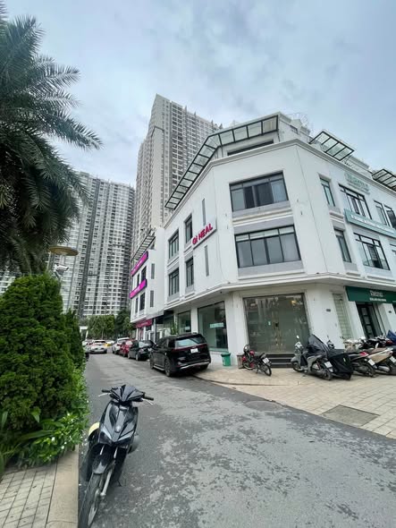 Cho Thuê BTLK Hàm Nghi -  Mỹ Đình – 90M²  – 4,5 TẦNG – MT 10 M – GIÁ 60TR - PHÙ HỢP LÀM CAFE - VP...
