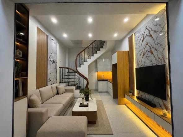 SIÊU PHẨM NHỈNH 5 TỶ TẠI TÂY SƠN, ĐỐNG ĐA - ĐẸP LUNG LINH - 30M RA PHỐ